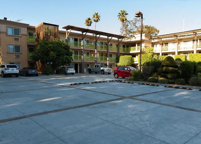 Motel: Best Western Plus Glendale