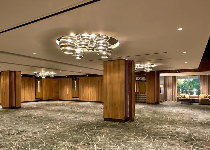 Luxury hotel only: Kimpton Hotel Palomar Los Angeles Beverly Hills By Ihg