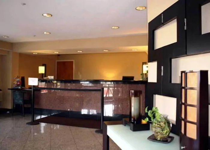 Hotel Silver Lake