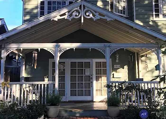 Elaine'S Hollywood Bed & Breakfast